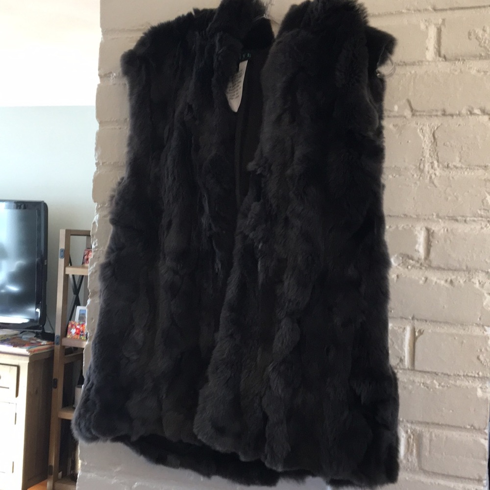 Jocelyn Hooded Fur Vest - Picture 3 of 7